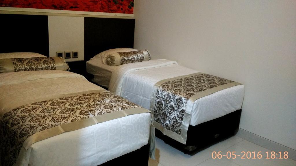 Malang City Boulevard Homestay Eksteriør bilde