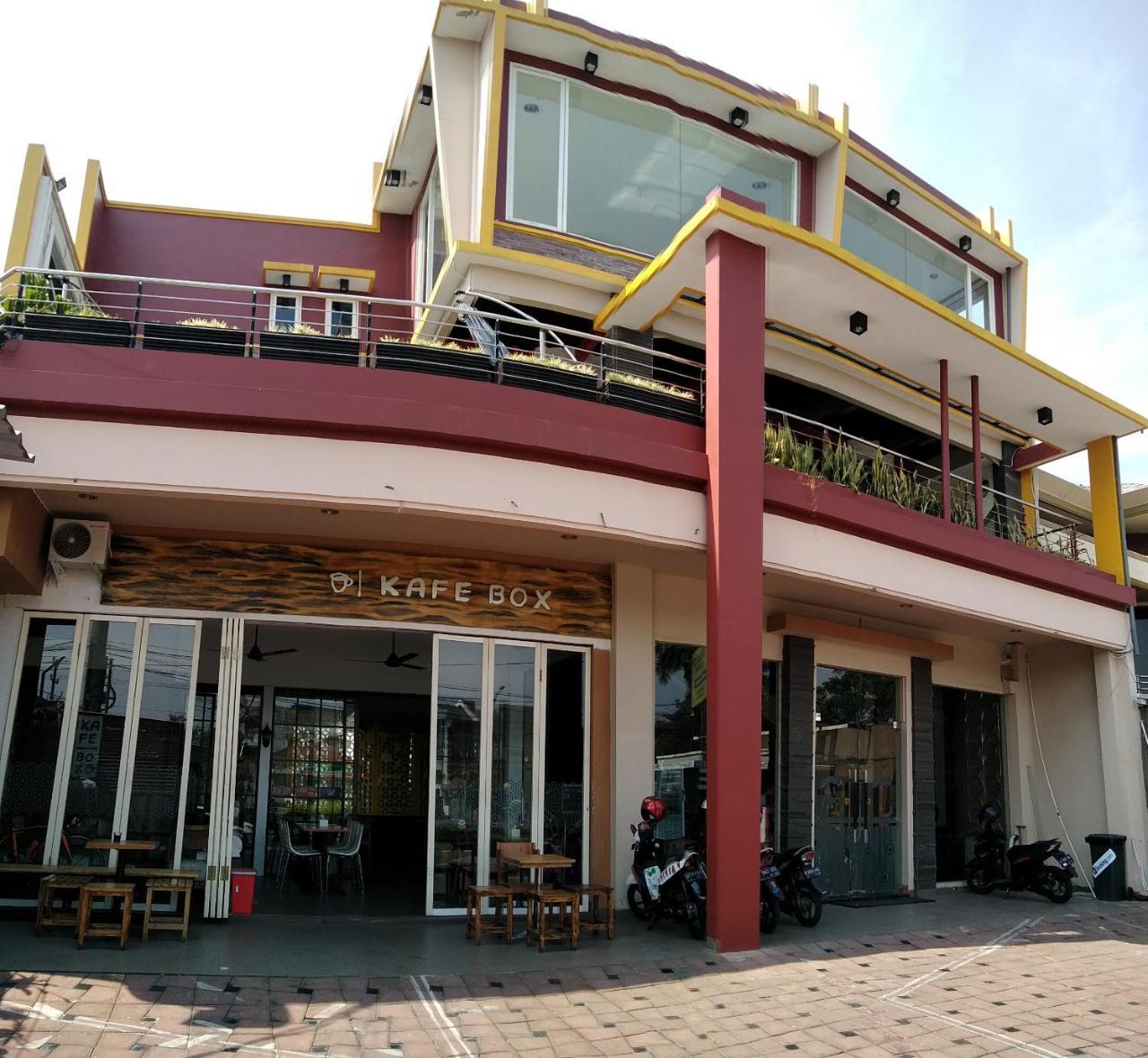Malang City Boulevard Homestay Eksteriør bilde