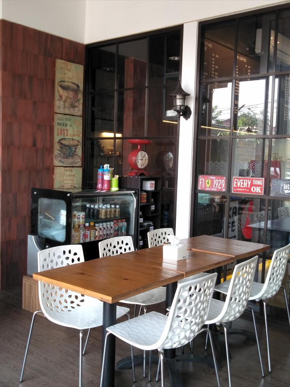 Malang City Boulevard Homestay Eksteriør bilde